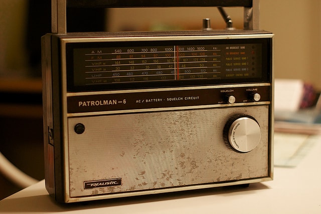 Altes Radio (Foto: Alan Levine/Flickr)