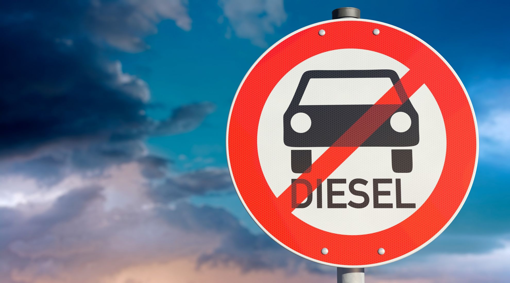 Kommt das Diesel-Fahrverbot? (Foto: fotolia/bluedesign)