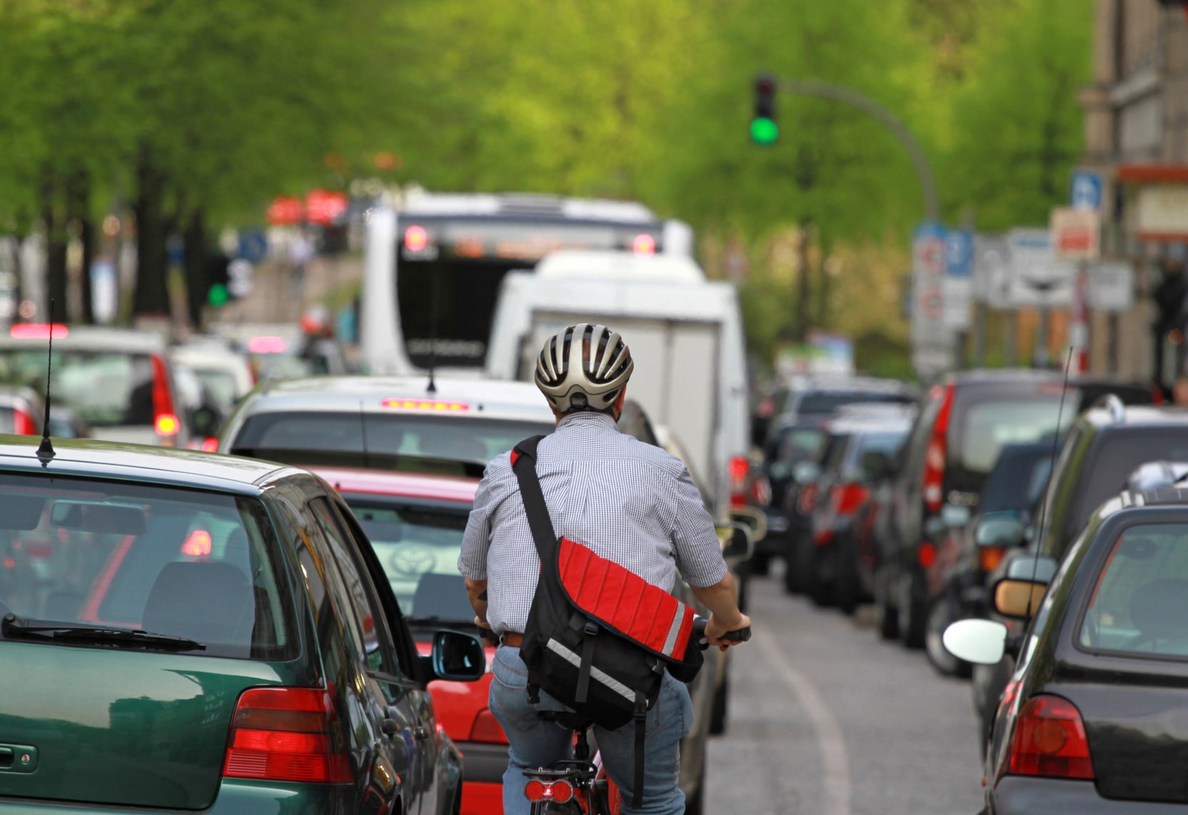 Radfahrer in Deutschland fühlen sich im Straßenverkehr immer unsicherer. (Foto: Fotolia/kara)