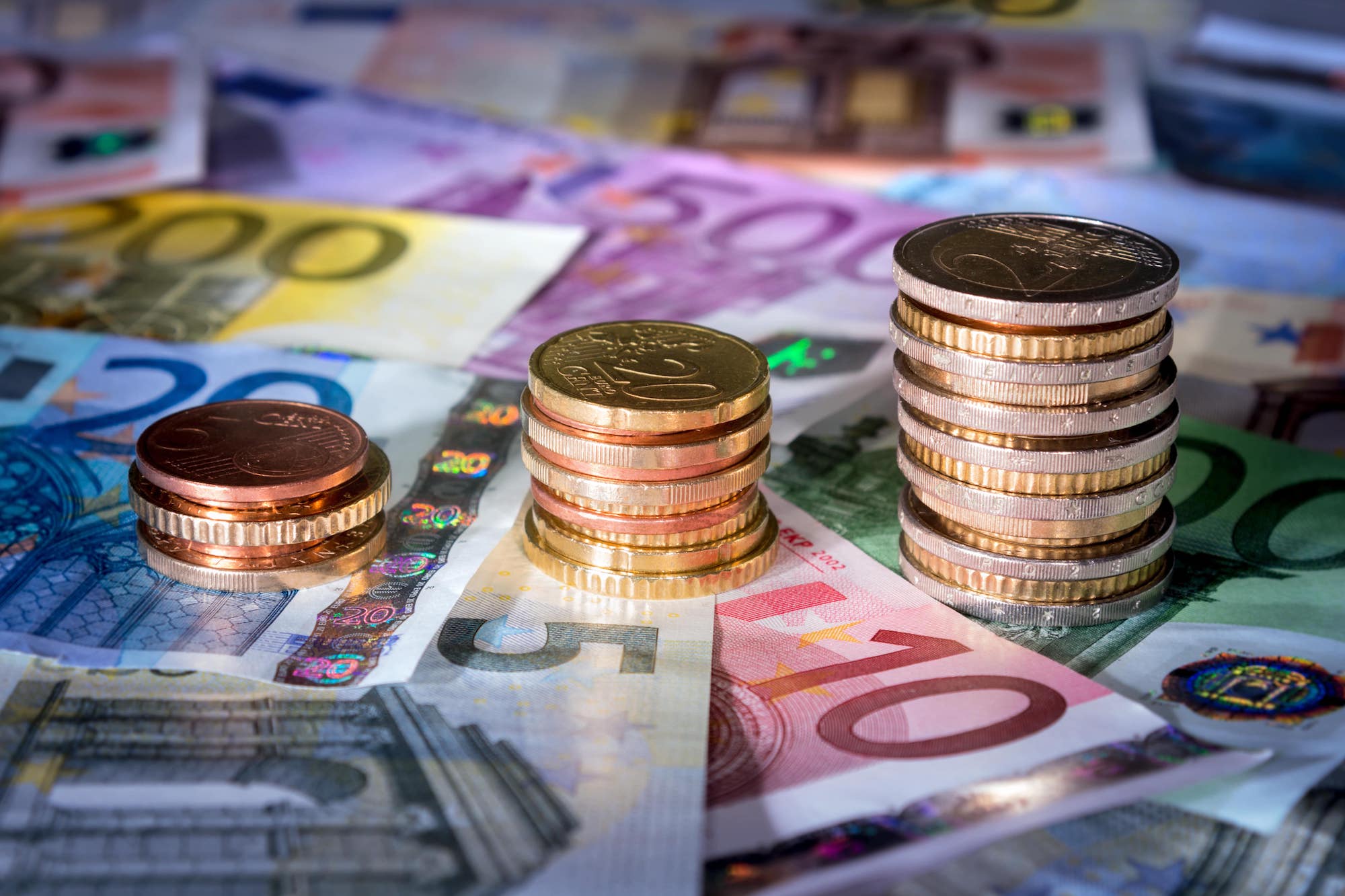 Scholz plant Ausgaben von fast 360 Milliarden Euro. (Foto: Fotolia/Romolo Tavani)