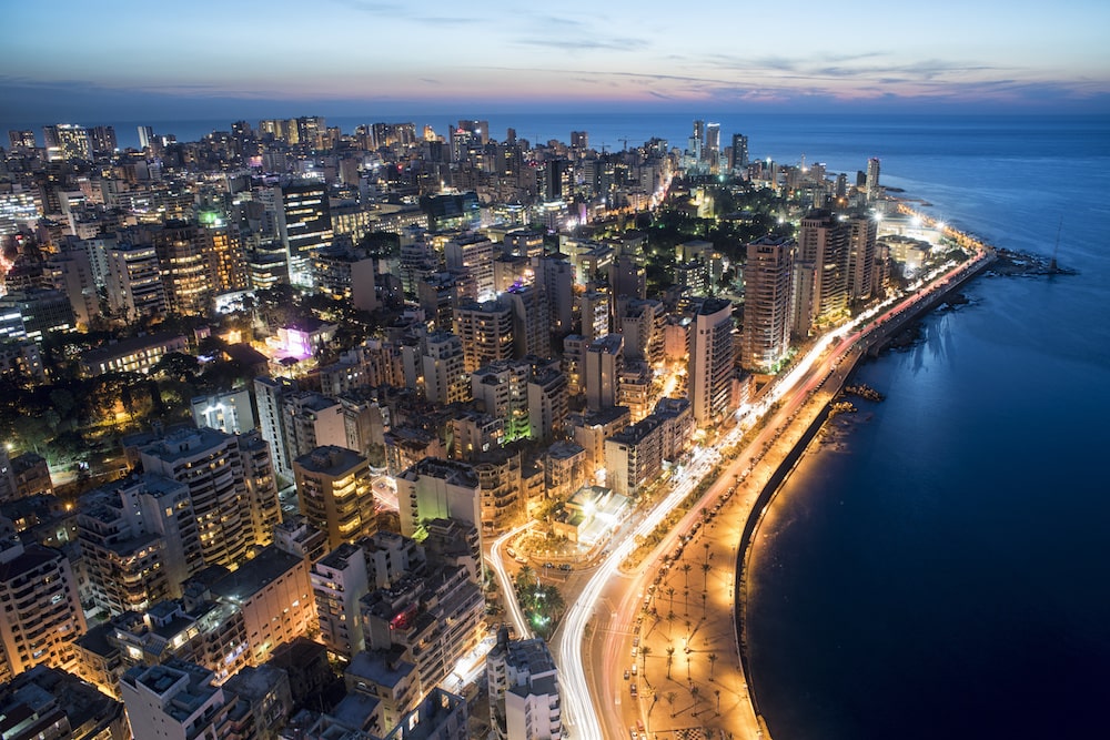 Beirut bei Nacht. (Symbolfoto: AdobeStock/Ramzi)