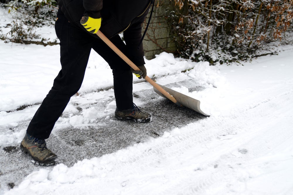 Ab jetzt ist Schnee räumen angesagt. (Symbolfoto: AdobeStock/VRD)