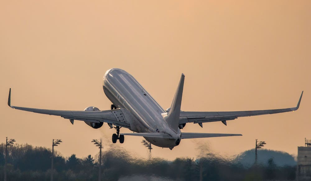 Fliegen bald komplett klimaneutral – im Nordwesten Deutschland wird an der Zukunft gearbeitet. (Symbolfoto: AdobeStock/Daniel)