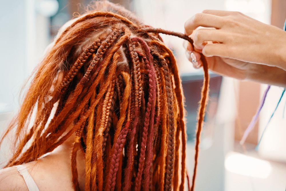 Weiße Menschen sollten keine Dreadlocks tragen, findet Fridays for Future in Hannover  (Foto: AdobeStock/Konstantin Savusia)