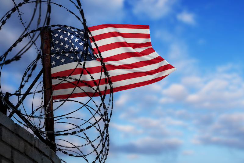 Noch vor Kurzem Land der Freiheit, heute restriktiv: die USA. (Foto: AdobeStock/TSViPhoto)