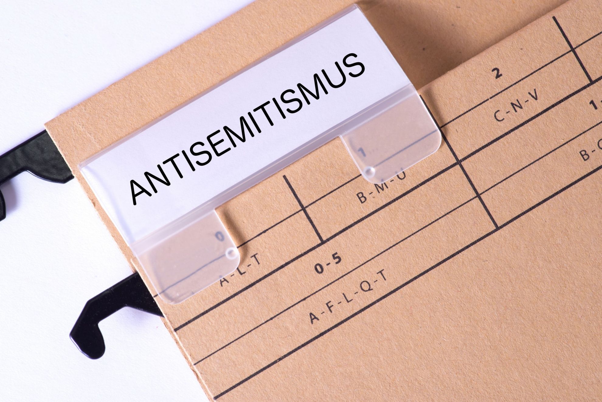 Die Akte Antisemitismus. (Foto: fotolia/stadtratte)